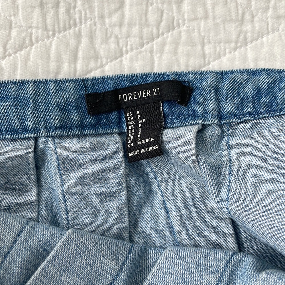 Forever 21 pleated mini skirt - Picture 4 of 4